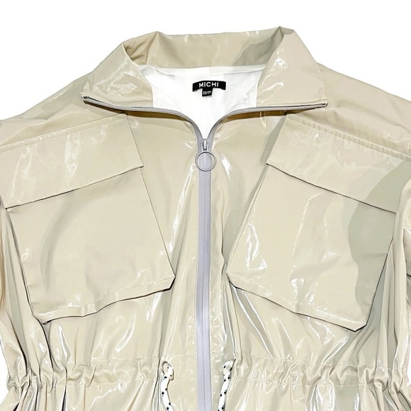 MICHI ARES GLOSS HIGH COLLAR UTILITY JACKET. LUXURY PERFORMANCE ATHLETIC WEAR. - Picture 9 of 16